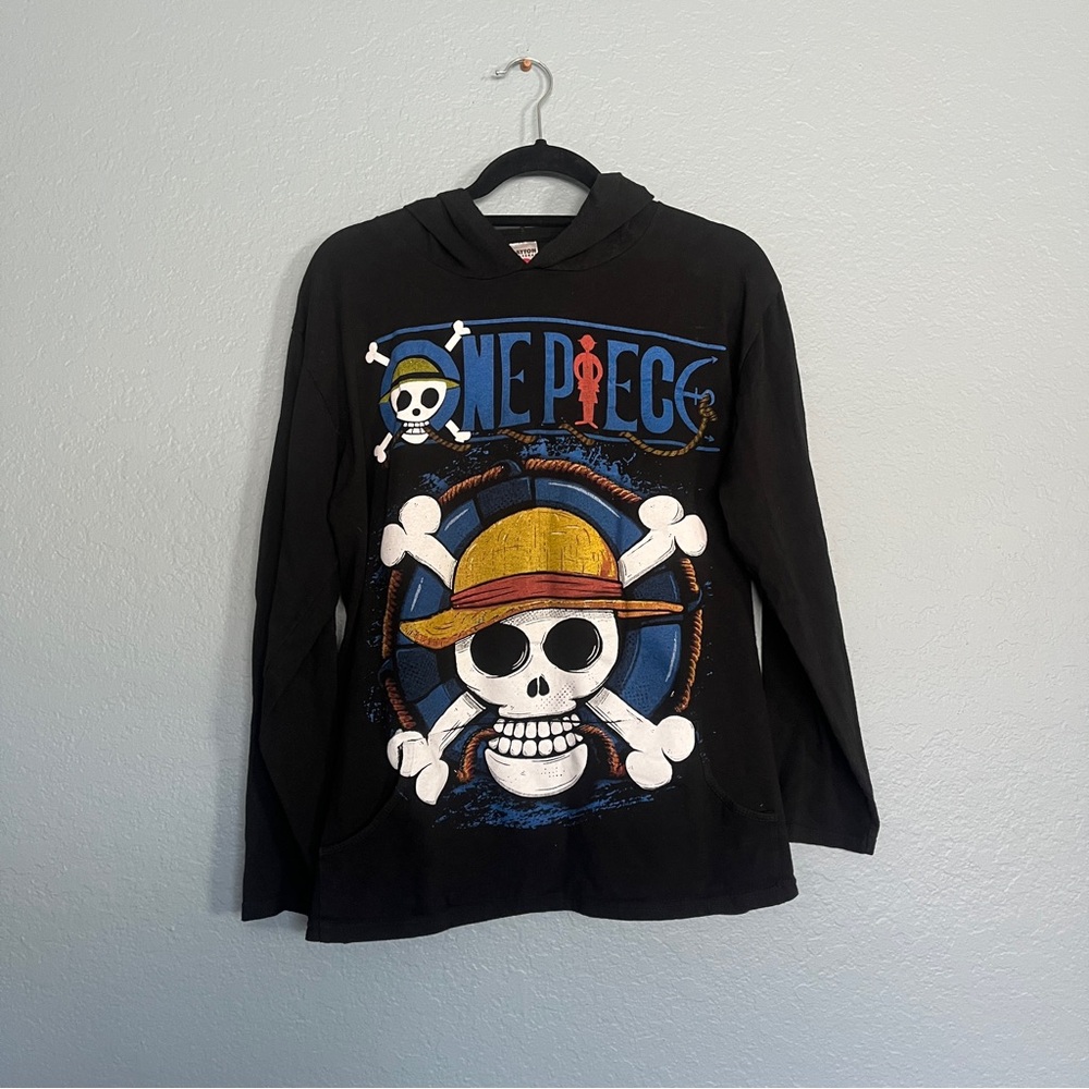 One Piece Black Long Sleeve Shirt with hood